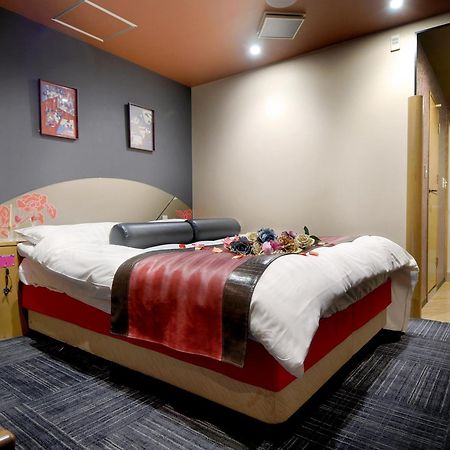 Hotel Love Ikutama -Adult Only Osaka Exterior photo