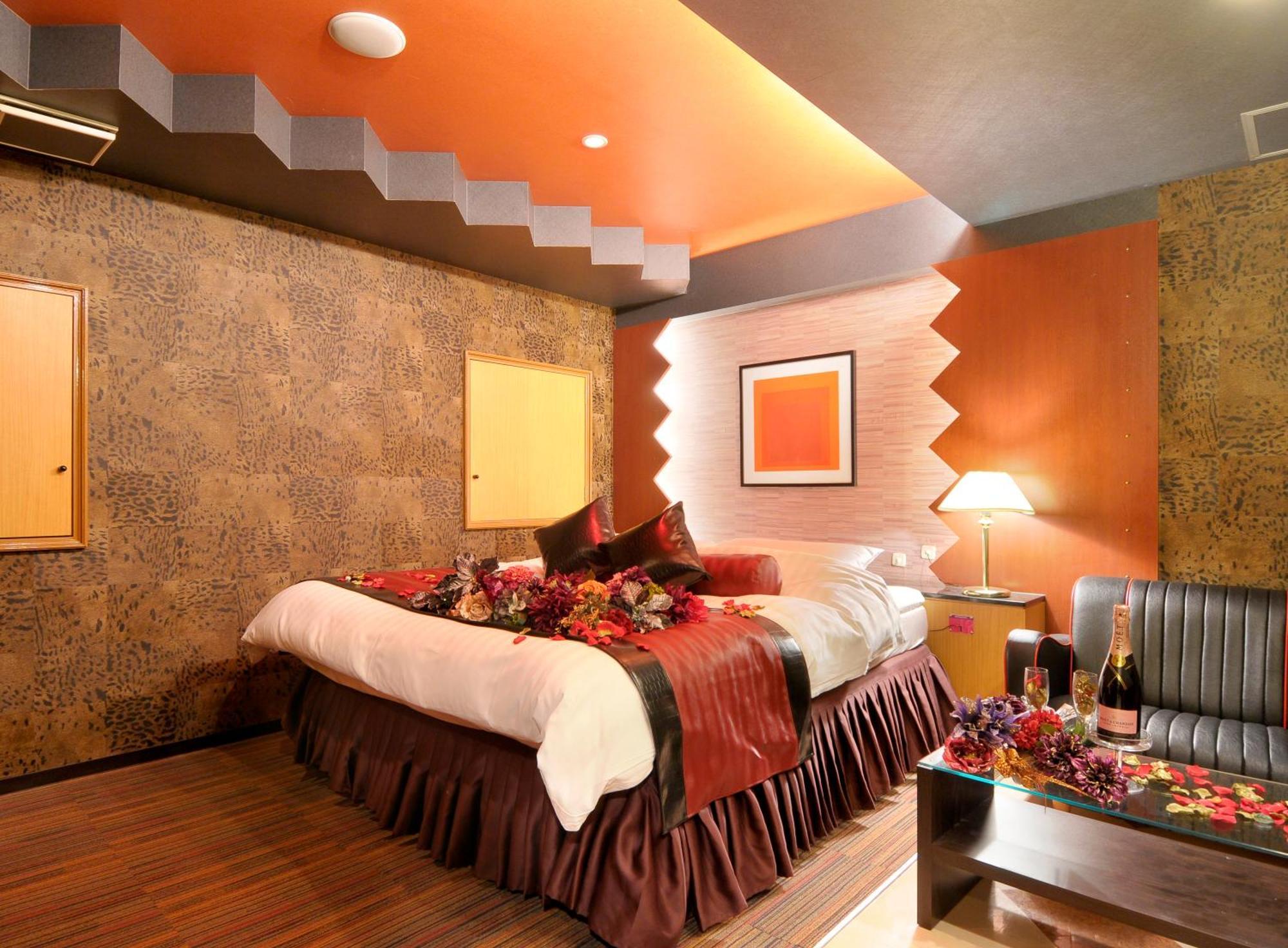 Hotel Love Ikutama -Adult Only Osaka Exterior photo